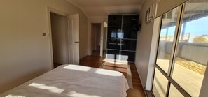 4 camere, ferro/asse da stiro, Wi-Fi gratuito, lenzuola