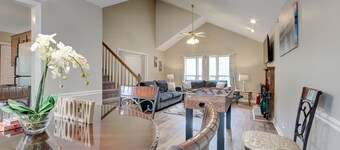 Chucks Cozy Casa a 3 BR 2.5 BA Veteran Owned Family  Friendly Retreat 