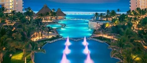Piscina all'aperto, una piscina riscaldata