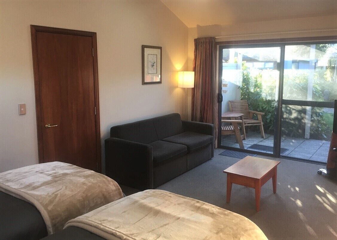 18 Jollies Pass Rd - Garden Studio 348