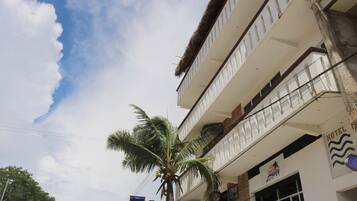 Shared Dormitory, 1 Bedroom, Smoking, Balcony | Front of property
