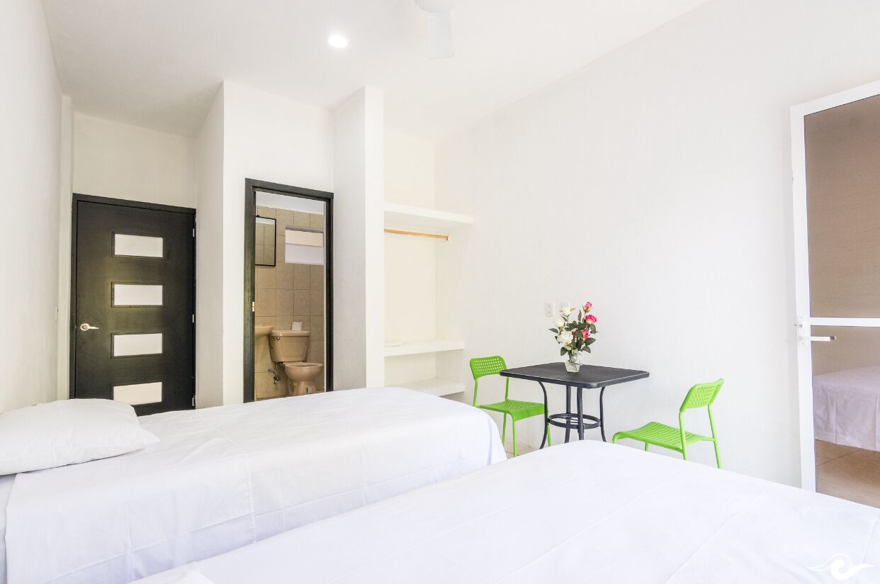 Photo - Standard room with two single beds for relaxed stay