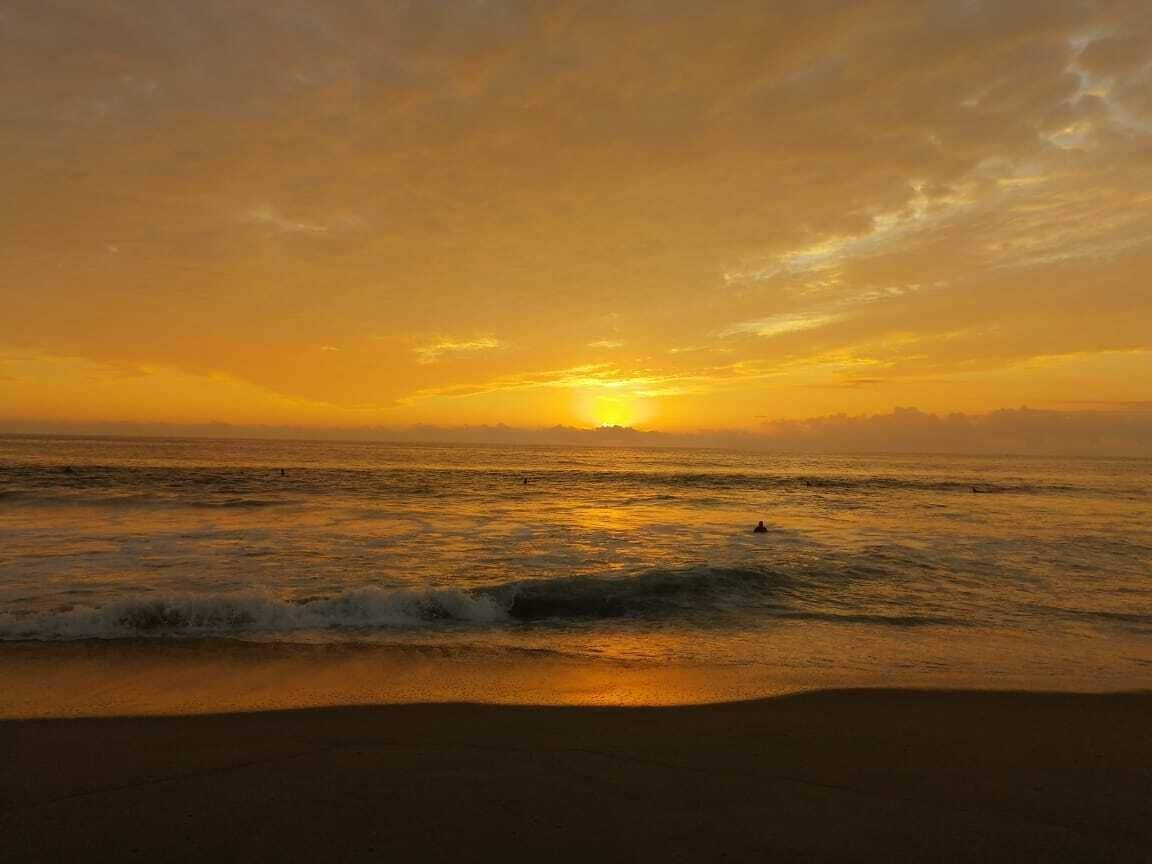 Dormitório compartilhado, 1 quarto, para fumantes, sacada | Praia