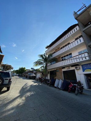 Chambre, 1 chambre, fumeurs, balcon | Extérieur