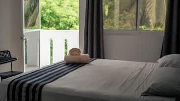 Quarto, 1 quarto, para fumantes, sacada | 1 quarto, Wi-Fi