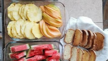 Room, 1 Bedroom, Balcony | Food and drink