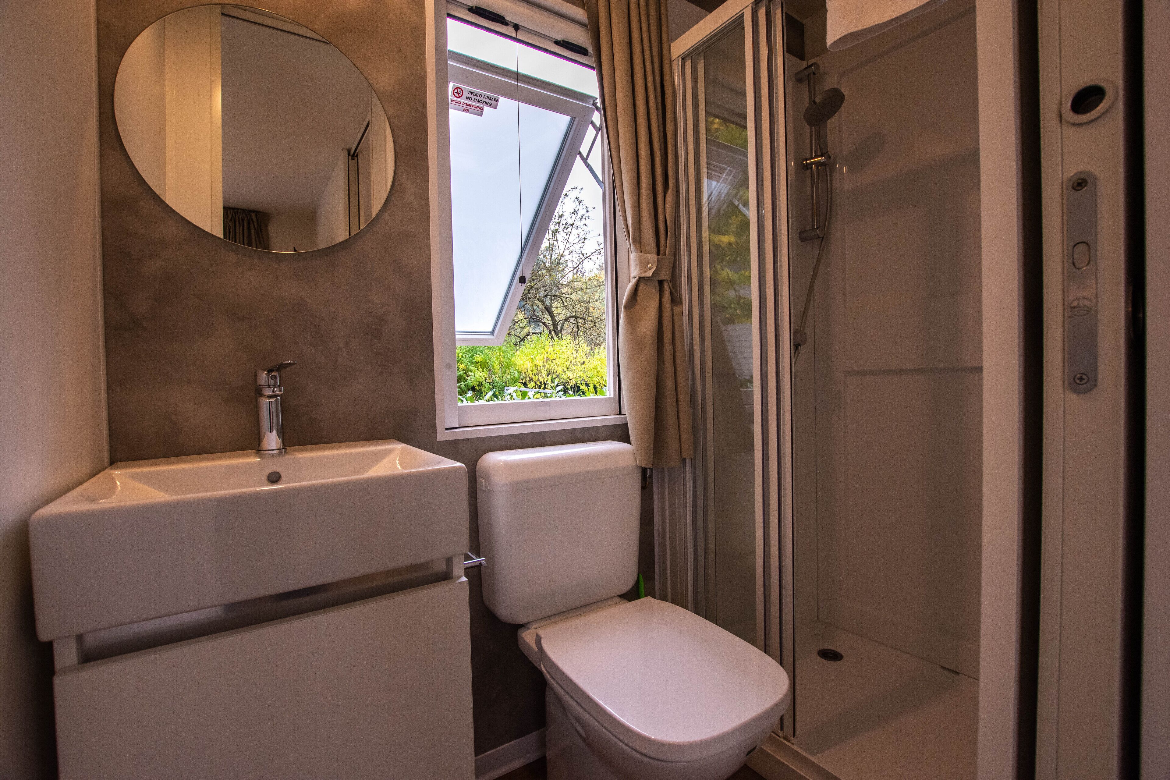 Chalet, 1 chambre, fumeur, patio | Salle de bain