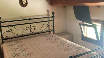 Apartment, 2 Bedrooms, Smoking, Patio | 2 bedrooms