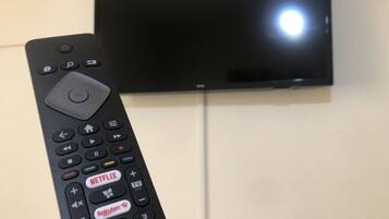 Shared Dormitory, 1 Bedroom | Television
