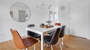 Dining - Modern 1-bedroom Apartment With a Balcony in Copenhagen Orestad (Kastrup)