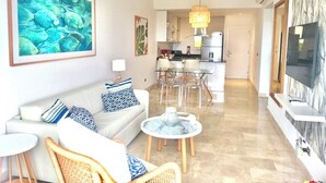Living area - Cana Rock 351 Impresionante Vista A La Piscina (Punta Cana)