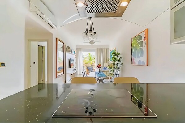Condo, 2 Bedrooms, Accessible, Smoking | Interior