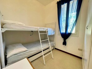 Villa, 2 camere da letto, balcone, vista giardino | 3 camere