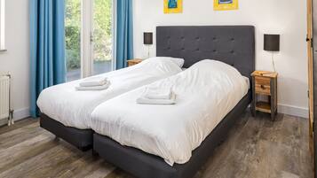 Villa | 4 bedrooms, individually furnished