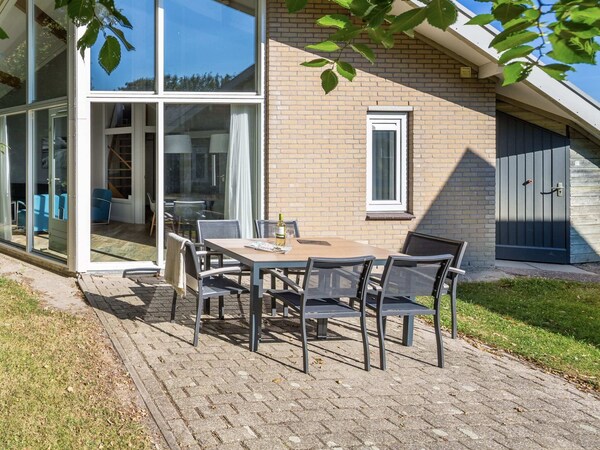 Bungalow Near North Sea Beach With Garden - Domburg