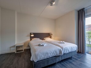 别墅 | 4 多间卧室、特色家居、床单