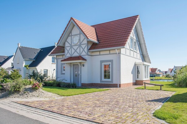 Villa In Cadzand-bad Near North Sea Beach - Knokke-Heist