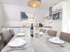Bungalow | Private kitchen - Bungalow Near Breda & De Biesbosch Park (Oosterhout)