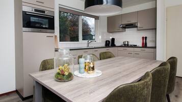 House | Dining