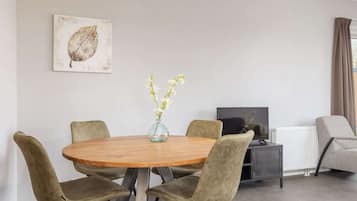 Chalet | Living room | TV
