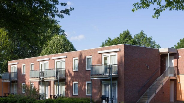 Exterior - Comfortable Ground Floor Apartment in Wooded Area (Stadskanaal)