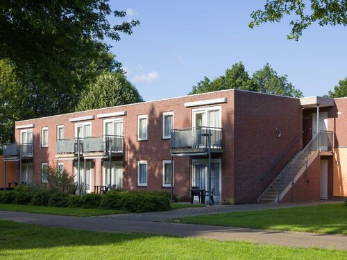 Comfortable Ground Floor Apartment in Wooded Area