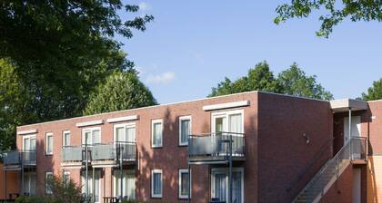 Comfortable Ground Floor Apartment in Wooded Area