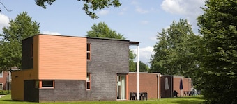 Carefully Furnished Bungalow in a Wooded Area