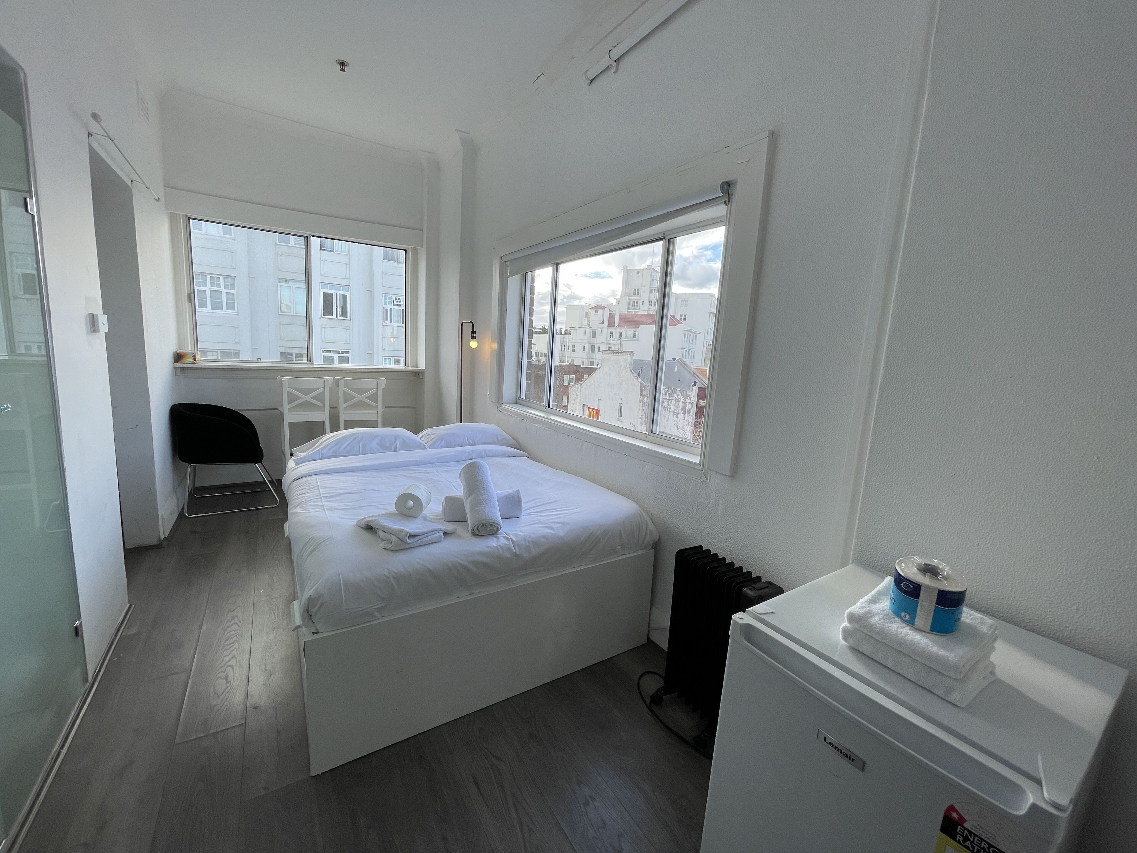 KOZYGURU | KINGS CROSS | SKY GARDEN STUDIO | CBD P