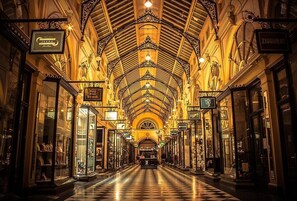 Point of interest - KOZYGURU | DOCKLANDS | MODERN COZY 1 BEDROOM UNIT | MELBOURNE (Docklands)