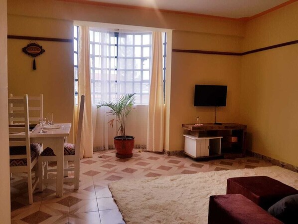 2 bedrooms, WiFi - Amani 2bdr apartment (Nakuru)