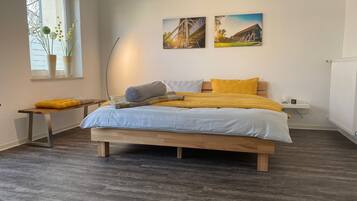 3 bedrooms, desk, iron/ironing board, travel cot
