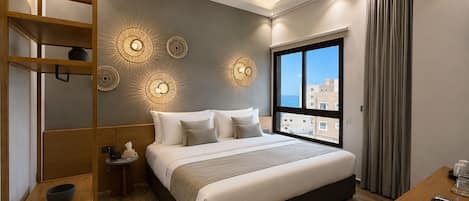 Standard Room | In-room safe, desk, soundproofing, iron/ironing board