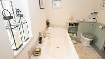 Cottage | Bathroom
