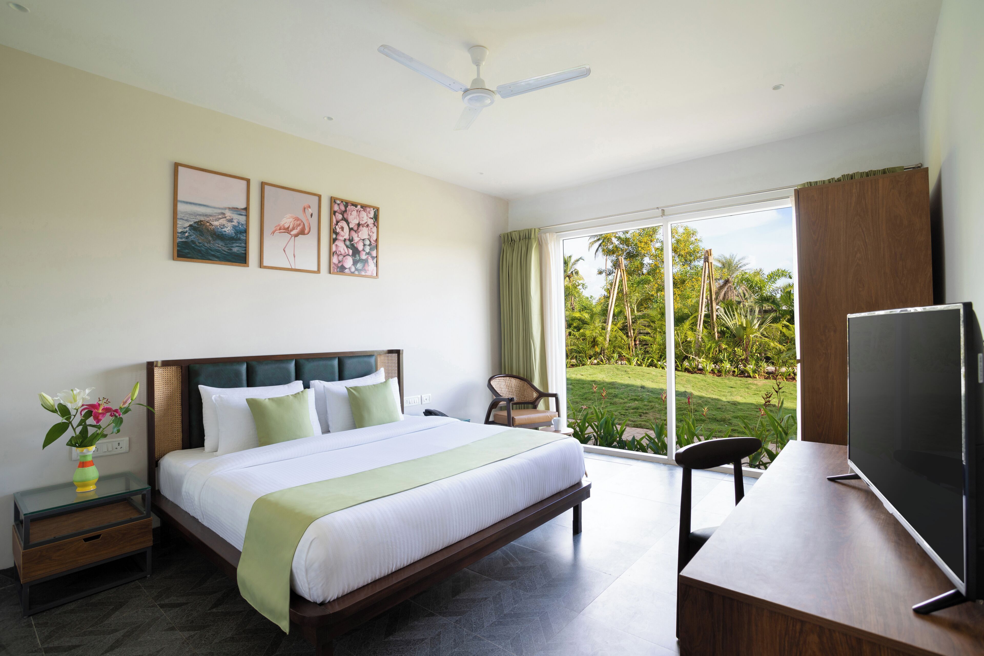 Garden Suite | Resort view