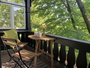 Outdoor dining - "Summer retreat" in an Art Nouveau villa - "Summer retreat" in an Art Nouveau villa (Dießen am Ammersee)