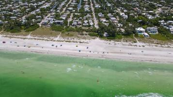 Beach nearby, sun loungers