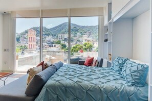 1 quarto, ferros/tábuas de passar roupa, Wi-Fi, roupa de cama