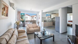 Living area - 5 Star Apartment for Rent in Cyprus, Paralimni Apartment 1214 (Paralimni)