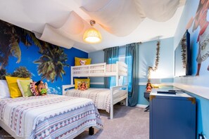 4 Schlafzimmer, laptopgeeigneter Arbeitsplatz, Bügeleisen/Bügelbrett