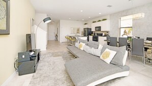 Unclassified image, 2 of 67, button - 5 Star Home at Solterra Resort, Orlando Townhome 3601 (Davenport)