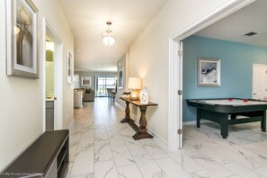 Villa (Multiple Bedrooms) | Servicio de la propiedad