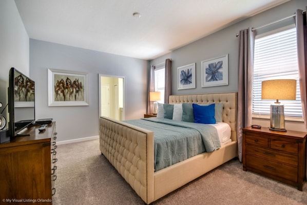 Villa (Multiple Bedrooms) | Property amenity