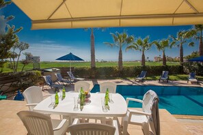 Outdoor dining - 5 Star Villa for Rent in Cyprus, Sotira Villa 1303 (Sotira)