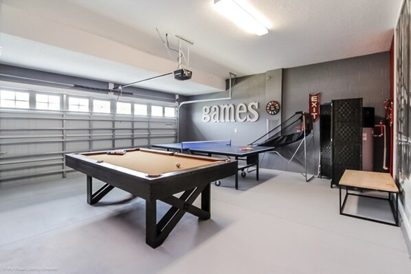 Villa (6 Bedrooms) | Property amenity