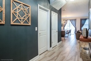 Villa (6 Bedrooms) | Property amenity