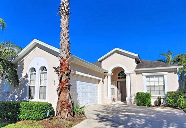 Villa (4 Bedrooms) | Front of property - 5 Star Villa Close to Disney, Orlando Villa 1033 (Davenport)
