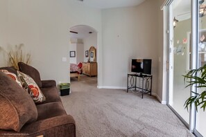 Villa (4 Bedrooms) | Property amenity