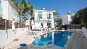 Pool - 5 Star Villa for Rent in Cyprus, Protaras Villa 1269 (Paralimni)