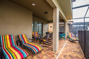 Villa (Multiple Bedrooms) | Property amenity